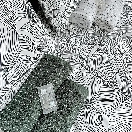 Le Parisien - Calme Et Compiègne