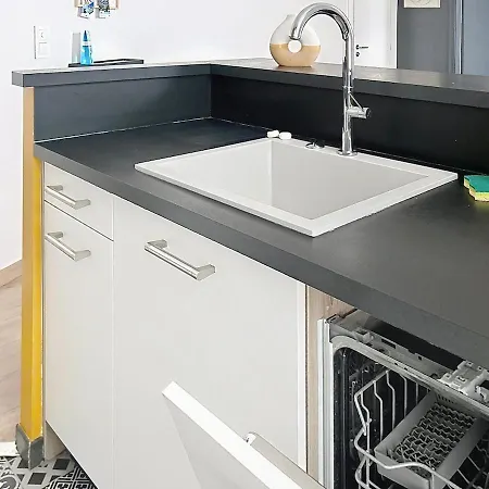 Le Parisien - Calme Et Compiègne